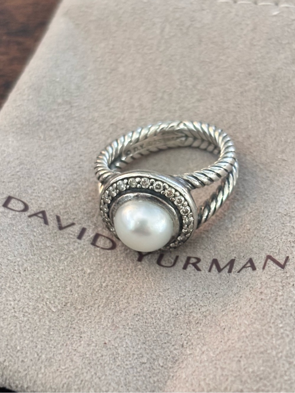 David Yurman Silver Cable Ring - Pearl and Diamond Halo - Albion collection - Picture 3 of 11